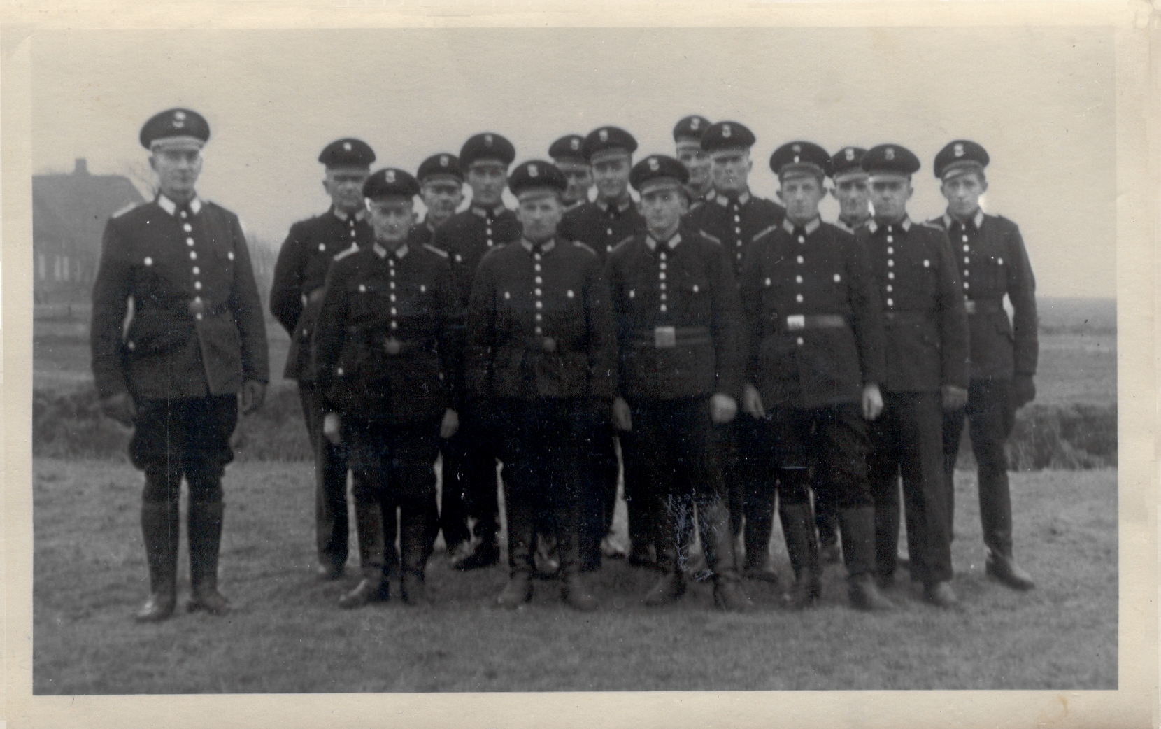 Gruppenbild 1949 Feuerwehr Süderende